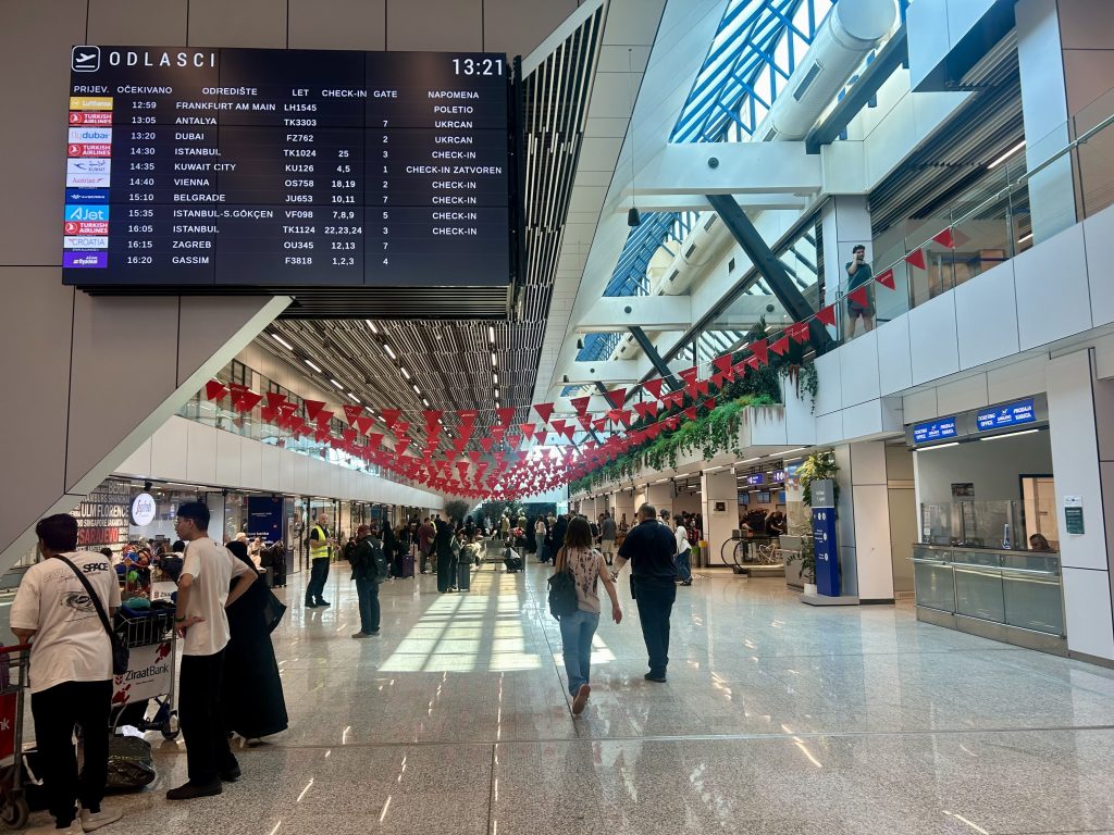 Aerodrom sarajevo unutra