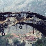 Na današnji dan srušen je Stari most u Mostaru